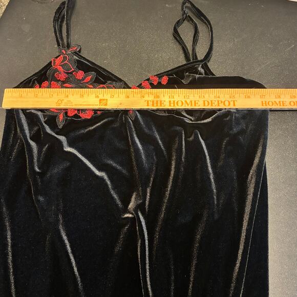 Delicates Black Velvet Slip Dress L Floral Embroidered Maxi Soft Goth Y2K - Picture 7 of 10
